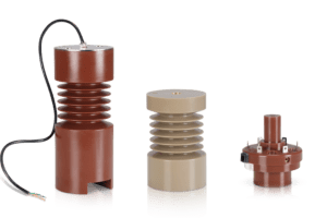 Isolateur capacitif TSK avec c&acirc;ble de raccordement et &eacute;lectrode de couplage KKE en &eacute;poxy moul&eacute;, Indisol