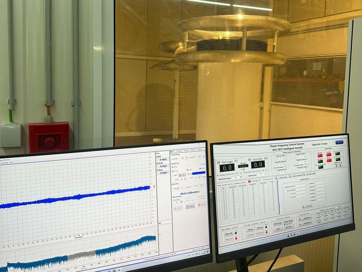 Control station for partial discharge and withstand tests